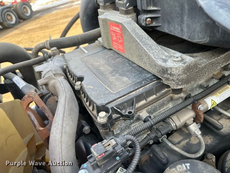 image for item DV0607 2015 Freightliner Cascadia 125 semi truck