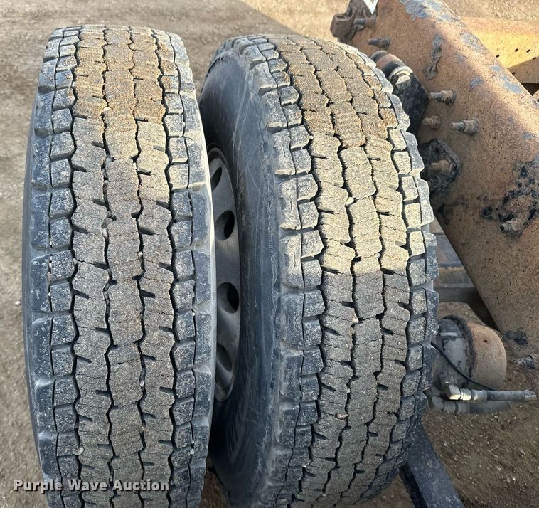 image for item DV0607 2015 Freightliner Cascadia 125 semi truck