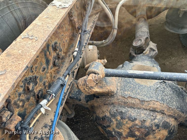 image for item DV0608 2015 Freightliner Cascadia 125 semi truck