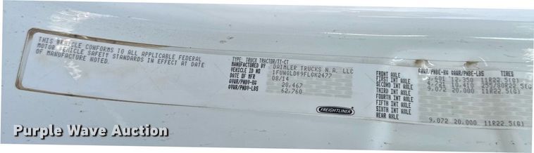 image for item DV0608 2015 Freightliner Cascadia 125 semi truck