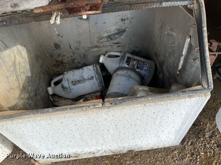 image for item DV0609 2015 Freightliner Cascadia 125 semi truck