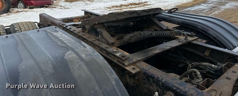 image for item DV0609 2015 Freightliner Cascadia 125 semi truck