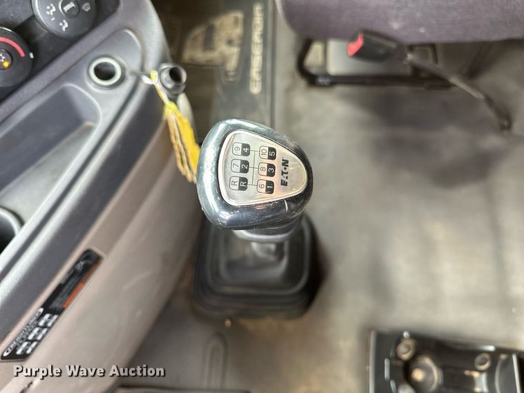 image for item DV0609 2015 Freightliner Cascadia 125 semi truck