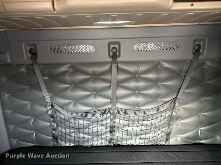 image for item DV0609 2015 Freightliner Cascadia 125 semi truck