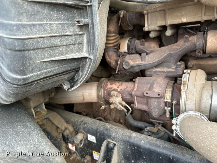 image for item DV0609 2015 Freightliner Cascadia 125 semi truck