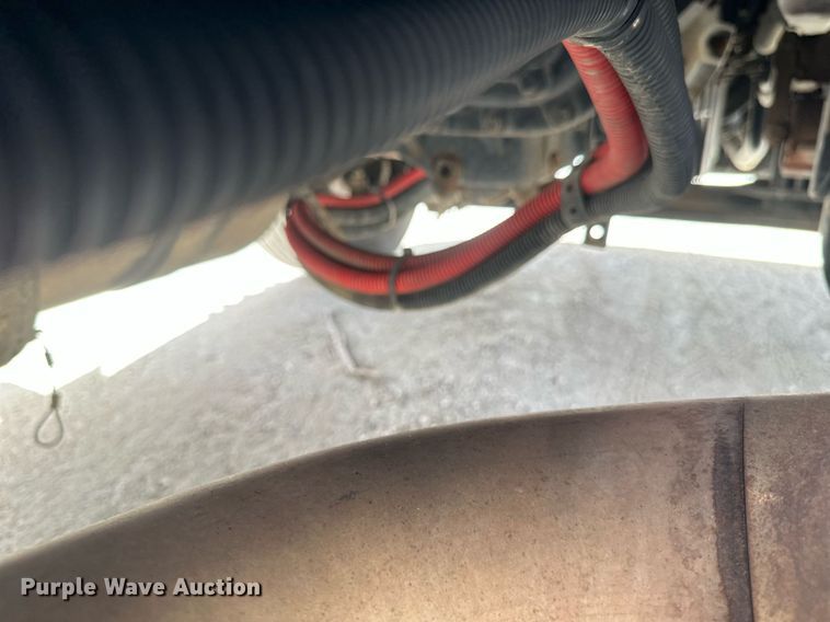 image for item DV0732 2018 Peterbilt 579 semi truck