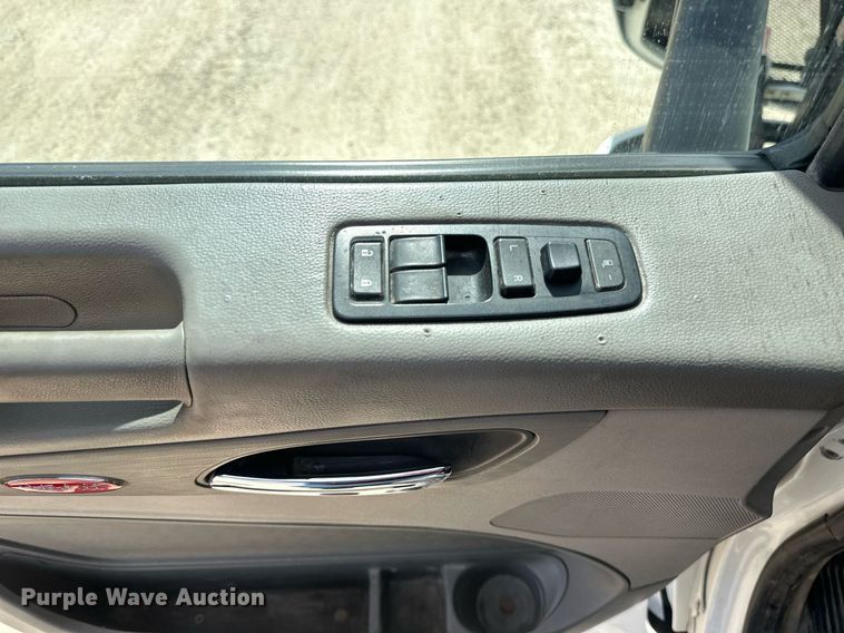 image for item DV0732 2018 Peterbilt 579 semi truck