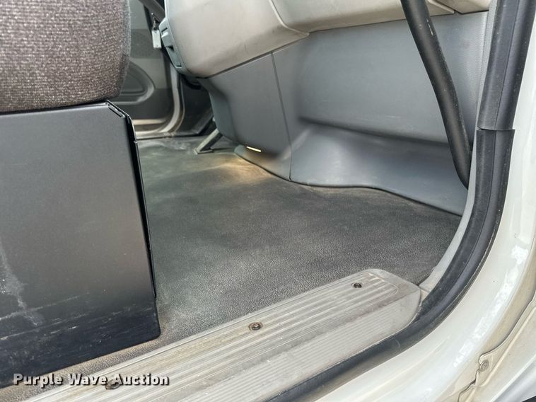 image for item DV0732 2018 Peterbilt 579 semi truck