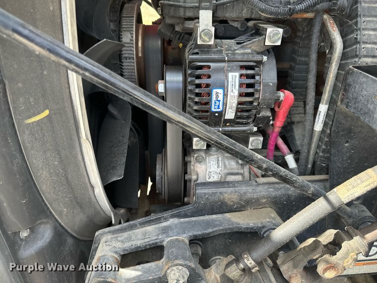 image for item DV0732 2018 Peterbilt 579 semi truck