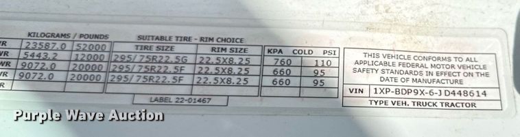 image for item DV0732 2018 Peterbilt 579 semi truck