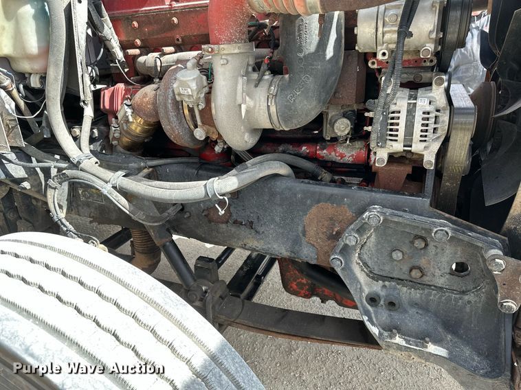 image for item DV0733 2007 Peterbilt  386 semi truck