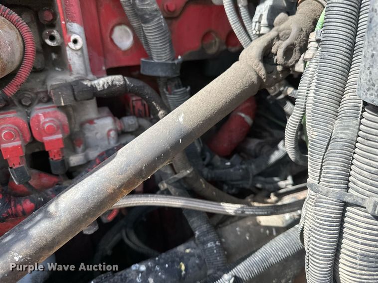 image for item DV0733 2007 Peterbilt  386 semi truck