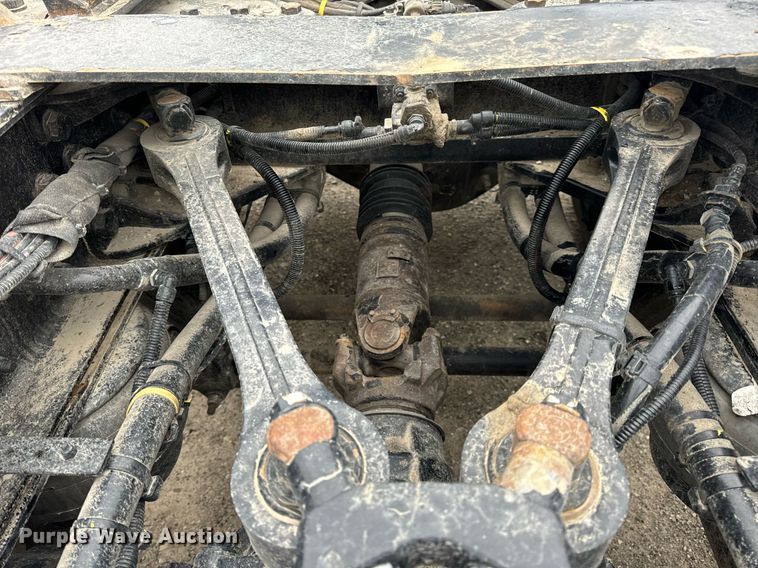 image for item DV1878 2021 Kenworth T880 semi truck