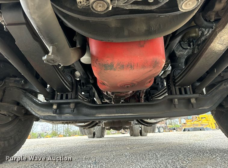 image for item DV1878 2021 Kenworth T880 semi truck