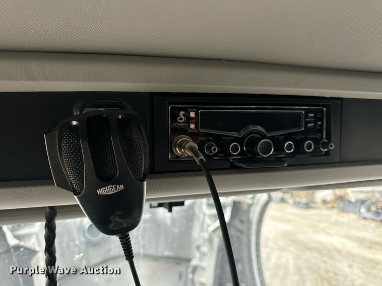 image for item DV1878 2021 Kenworth T880 semi truck