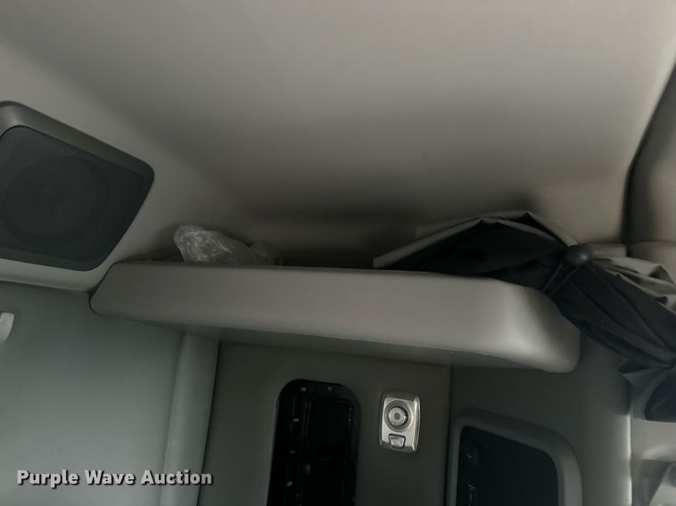 image for item DV1878 2021 Kenworth T880 semi truck