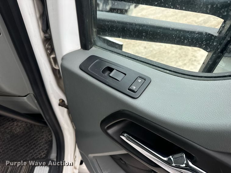 image for item DV1878 2021 Kenworth T880 semi truck