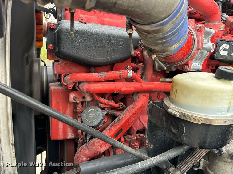 image for item DV1878 2021 Kenworth T880 semi truck