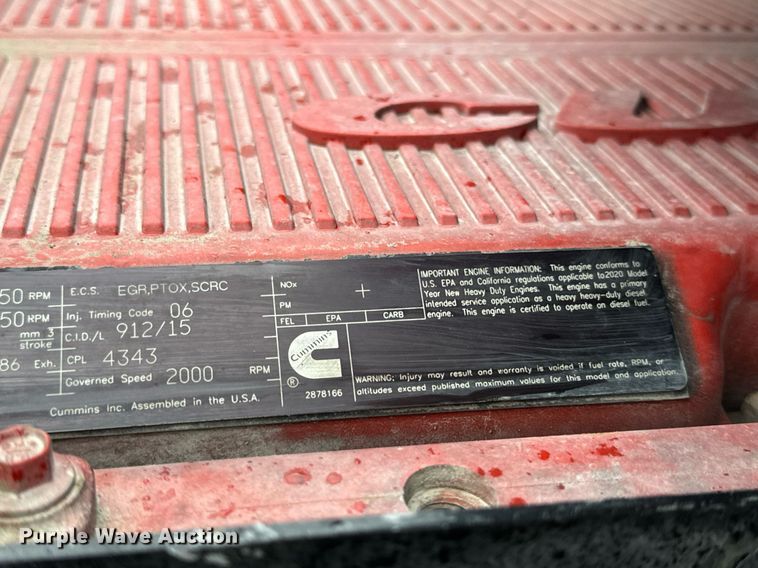 image for item DV1878 2021 Kenworth T880 semi truck