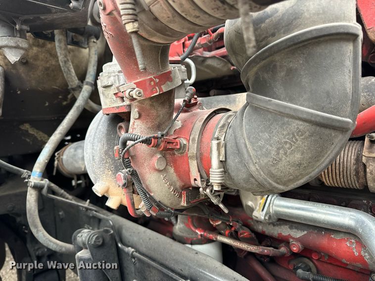 image for item DV1878 2021 Kenworth T880 semi truck