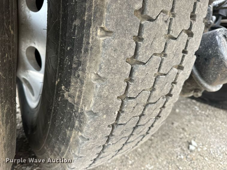 image for item DV1878 2021 Kenworth T880 semi truck