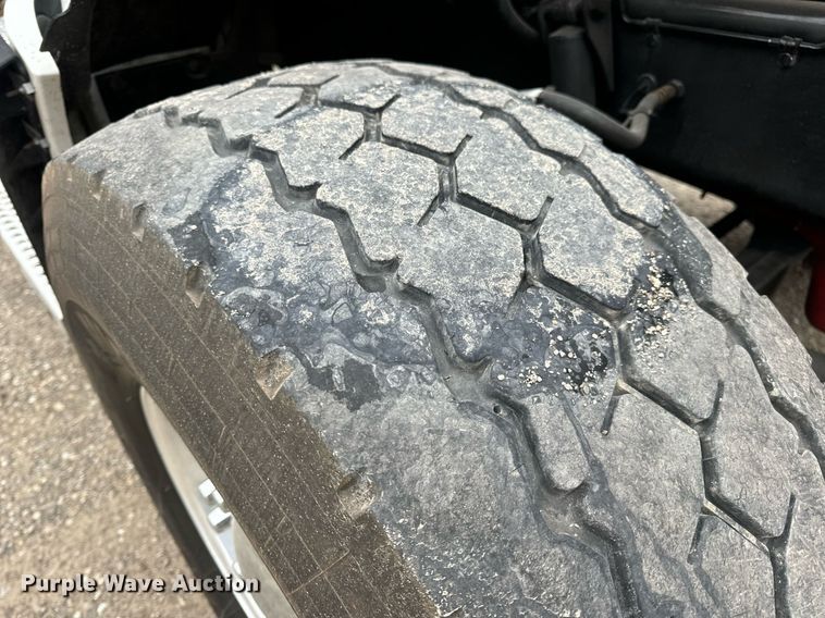 image for item DV1878 2021 Kenworth T880 semi truck