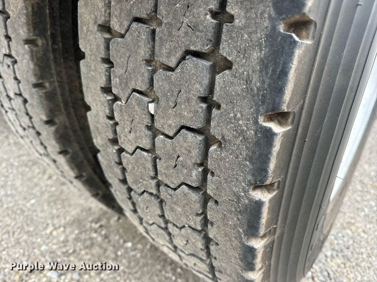 image for item DV1878 2021 Kenworth T880 semi truck