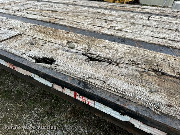 image for item DV1879 1989 Transcraft drop deck equipment trailer