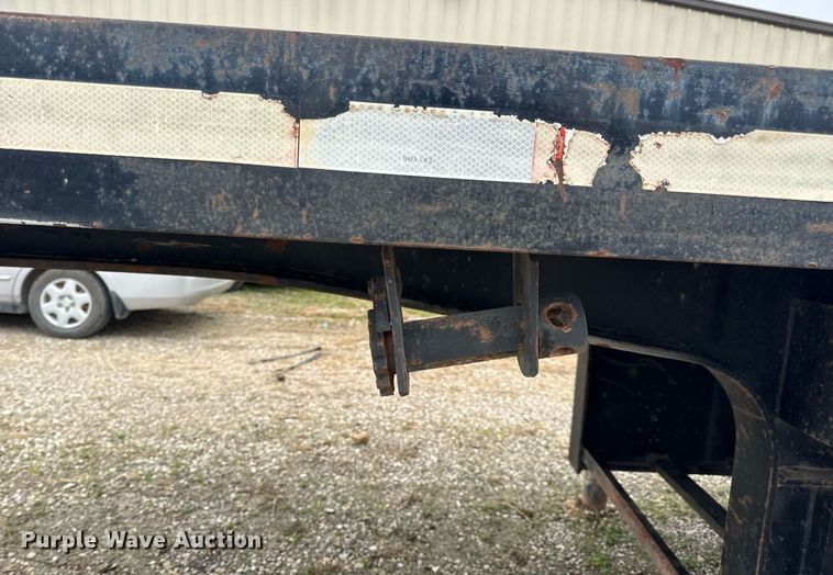 image for item DV1879 1989 Transcraft drop deck equipment trailer