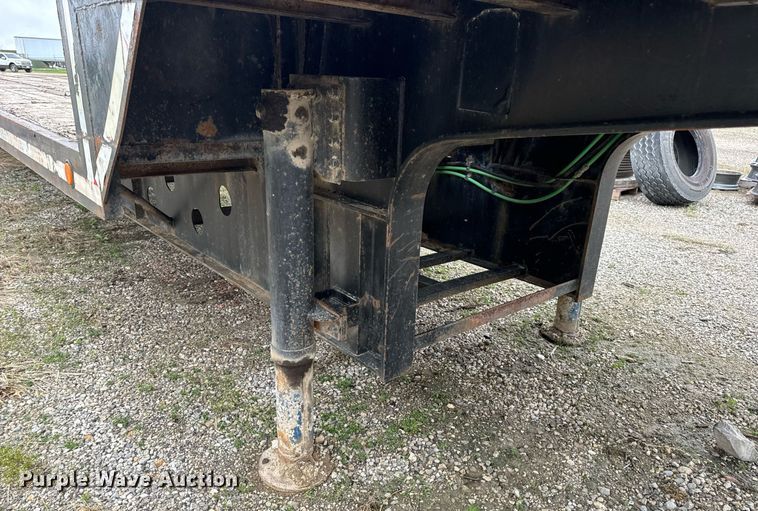image for item DV1879 1989 Transcraft drop deck equipment trailer