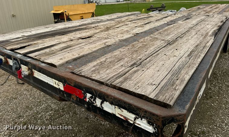 image for item DV1879 1989 Transcraft drop deck equipment trailer