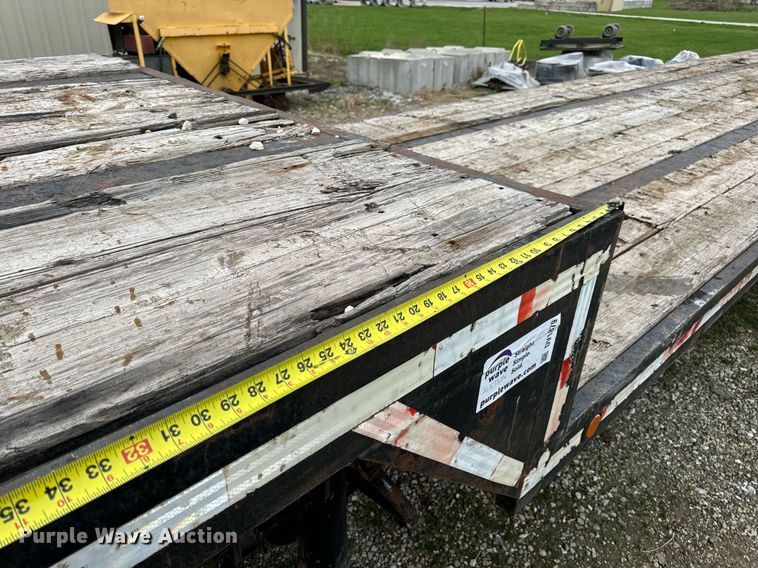 image for item DV1879 1989 Transcraft drop deck equipment trailer