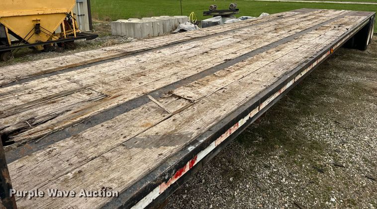 image for item DV1879 1989 Transcraft drop deck equipment trailer
