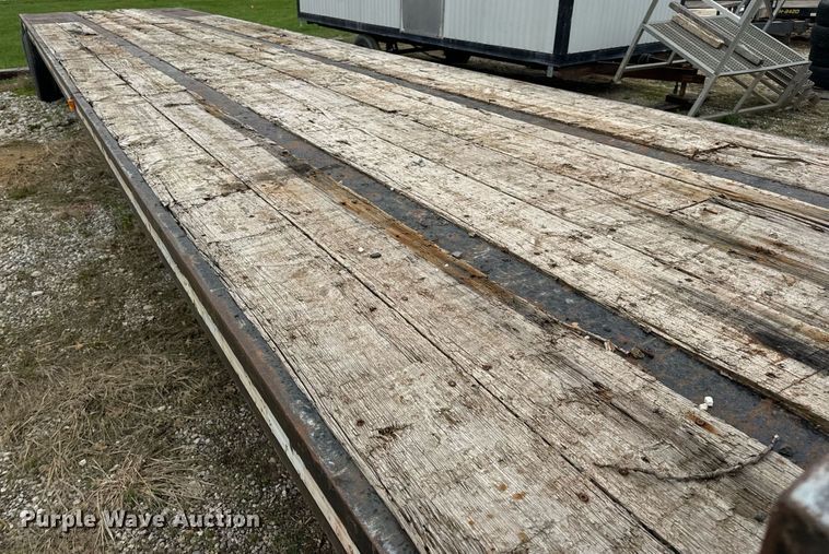 image for item DV1879 1989 Transcraft drop deck equipment trailer