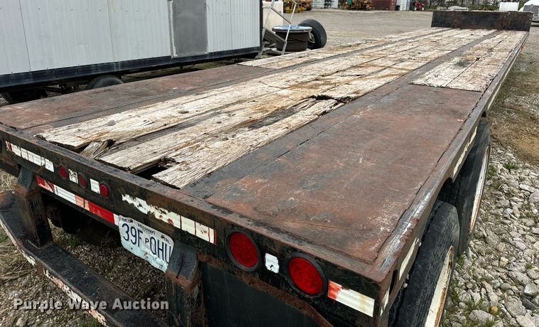 image for item DV1879 1989 Transcraft drop deck equipment trailer
