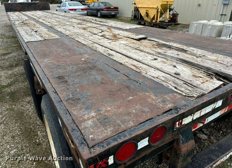 image for item DV1879 1989 Transcraft drop deck equipment trailer
