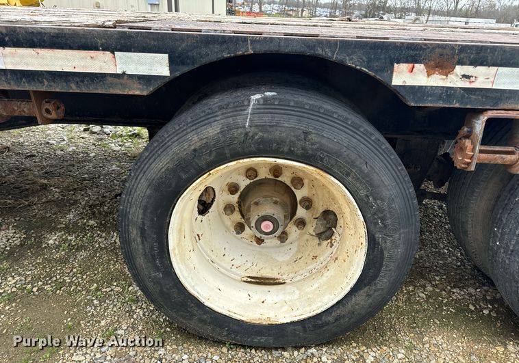 image for item DV1879 1989 Transcraft drop deck equipment trailer