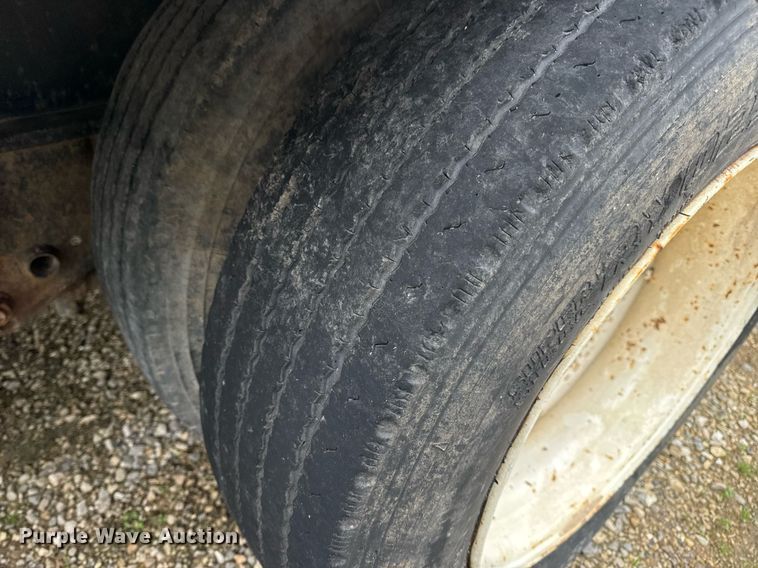 image for item DV1879 1989 Transcraft drop deck equipment trailer