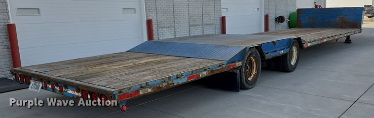 image for item DW3223 2005 Aztec Trailers Inc. drop deck trailer