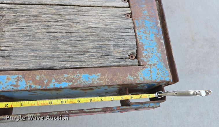 image for item DW3223 2005 Aztec Trailers Inc. drop deck trailer