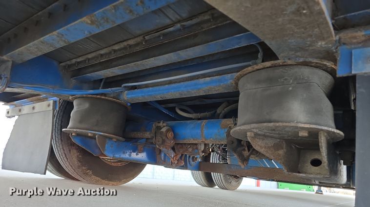 image for item DW3223 2005 Aztec Trailers Inc. drop deck trailer