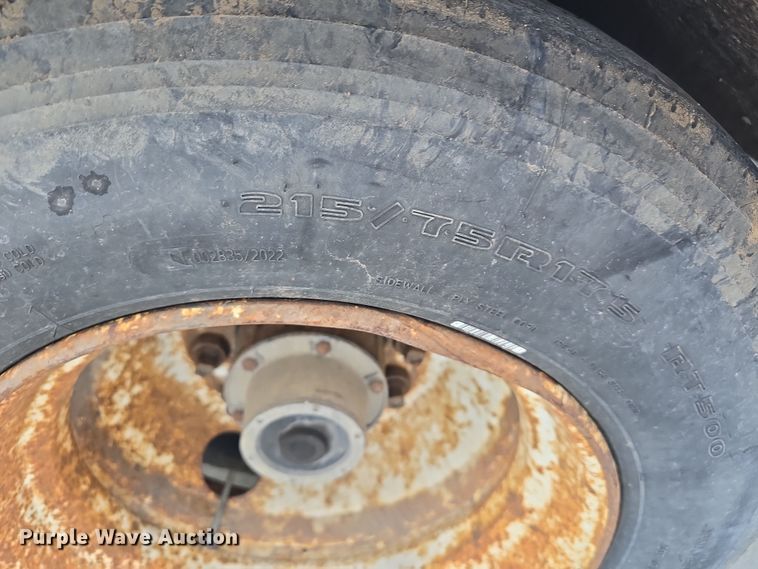 image for item DW3223 2005 Aztec Trailers Inc. drop deck trailer