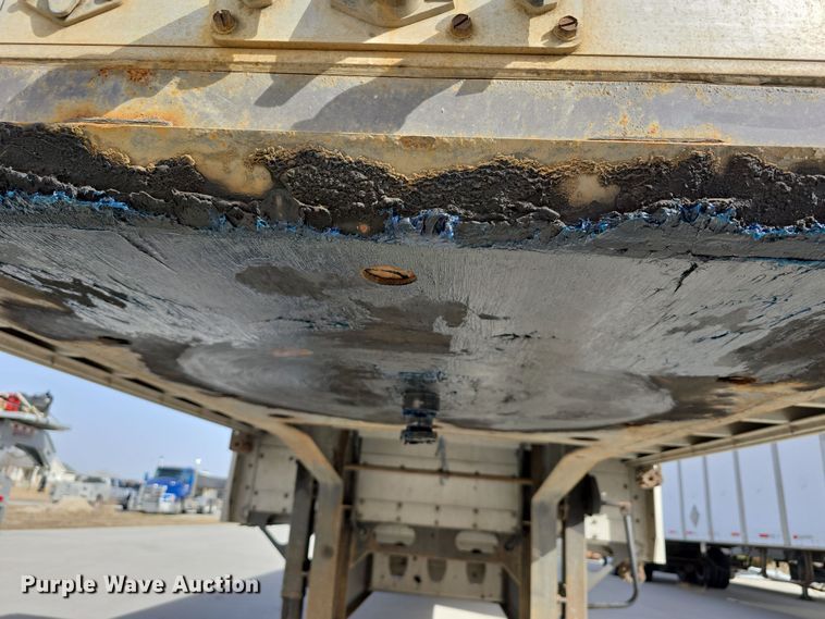 image for item DW3225 2013 Wilson RoadBrute CD-1080  drop deck trailer