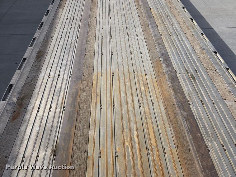 image for item DW3225 2013 Wilson RoadBrute CD-1080  drop deck trailer