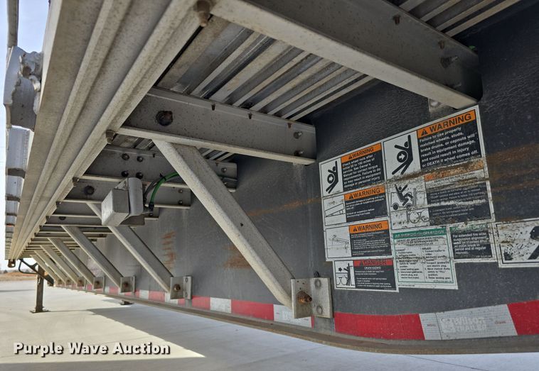 image for item DW3225 2013 Wilson RoadBrute CD-1080  drop deck trailer