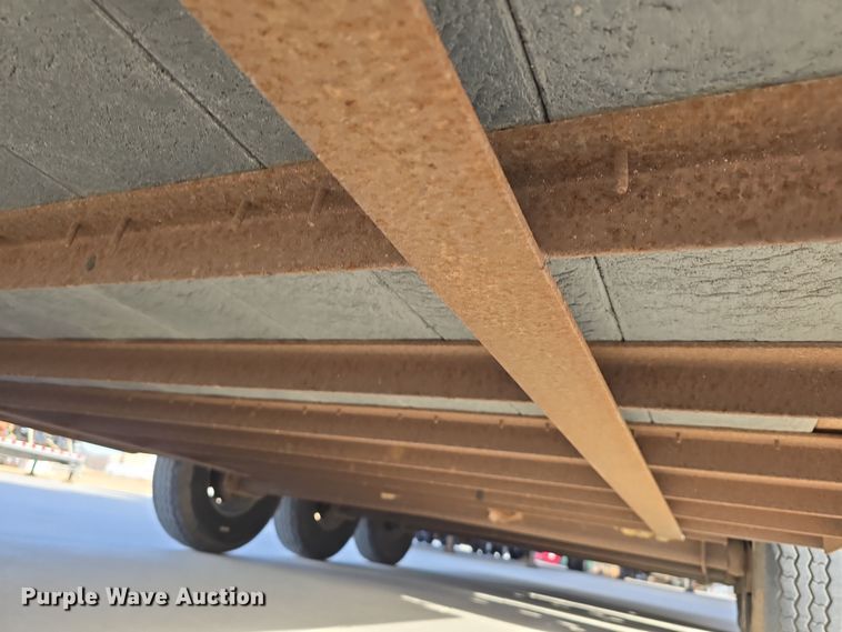 image for item DW3226 2018 Travalong enclosed cargo trailer