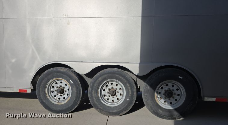 image for item DW3226 2018 Travalong enclosed cargo trailer