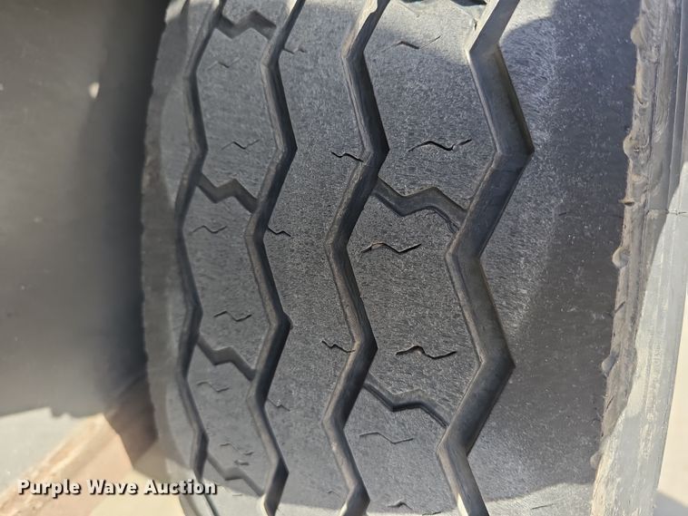 image for item DW3226 2018 Travalong enclosed cargo trailer