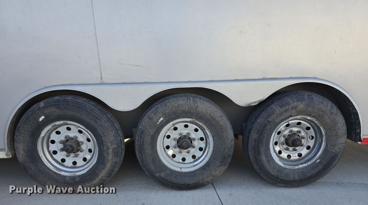 image for item DW3226 2018 Travalong enclosed cargo trailer