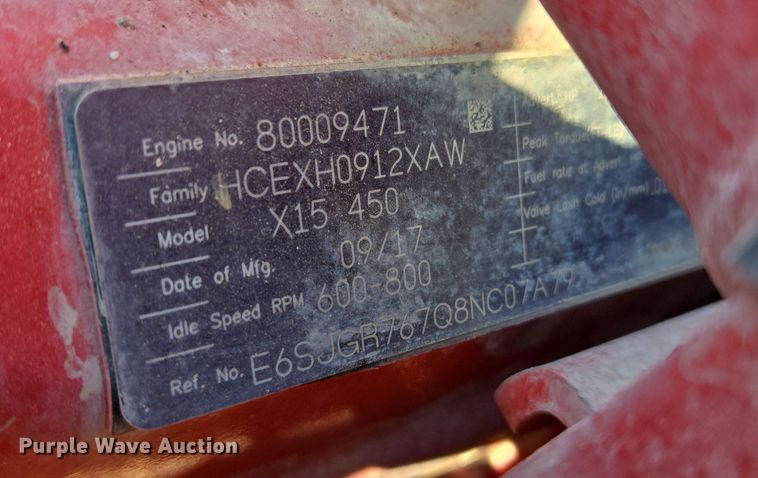 image for item DW8698 2018 Kenworth T880 semi-truck